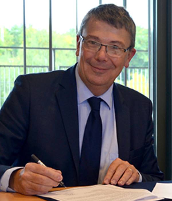 Bonjour from our Director Bonjour from our Director